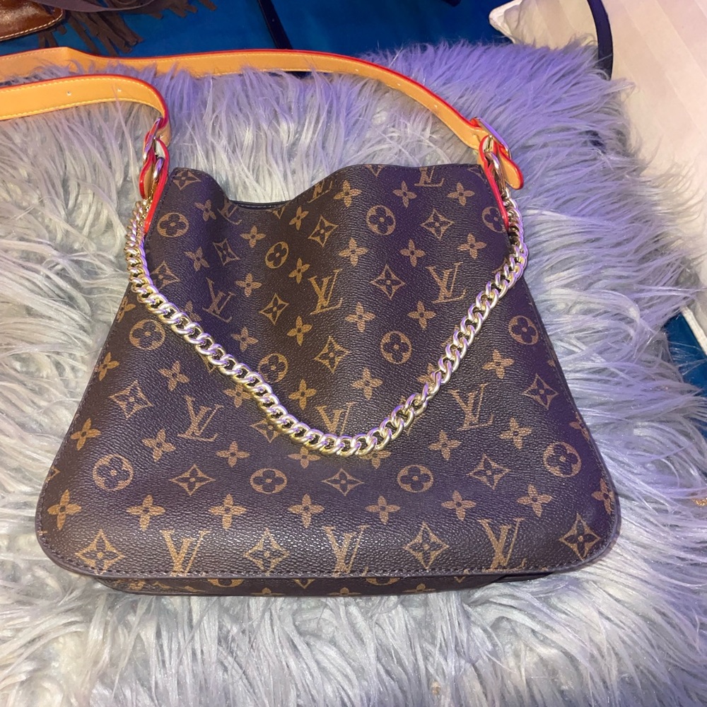 Loui Vuitton